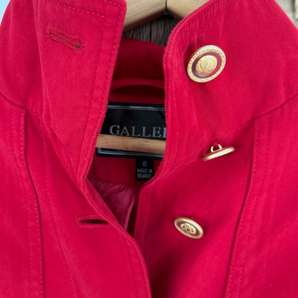 Gallery Women’s Soft Long Trench Coat Belted Red Gold-tone Buttons Size 8 EUC - Picture 5 of 14